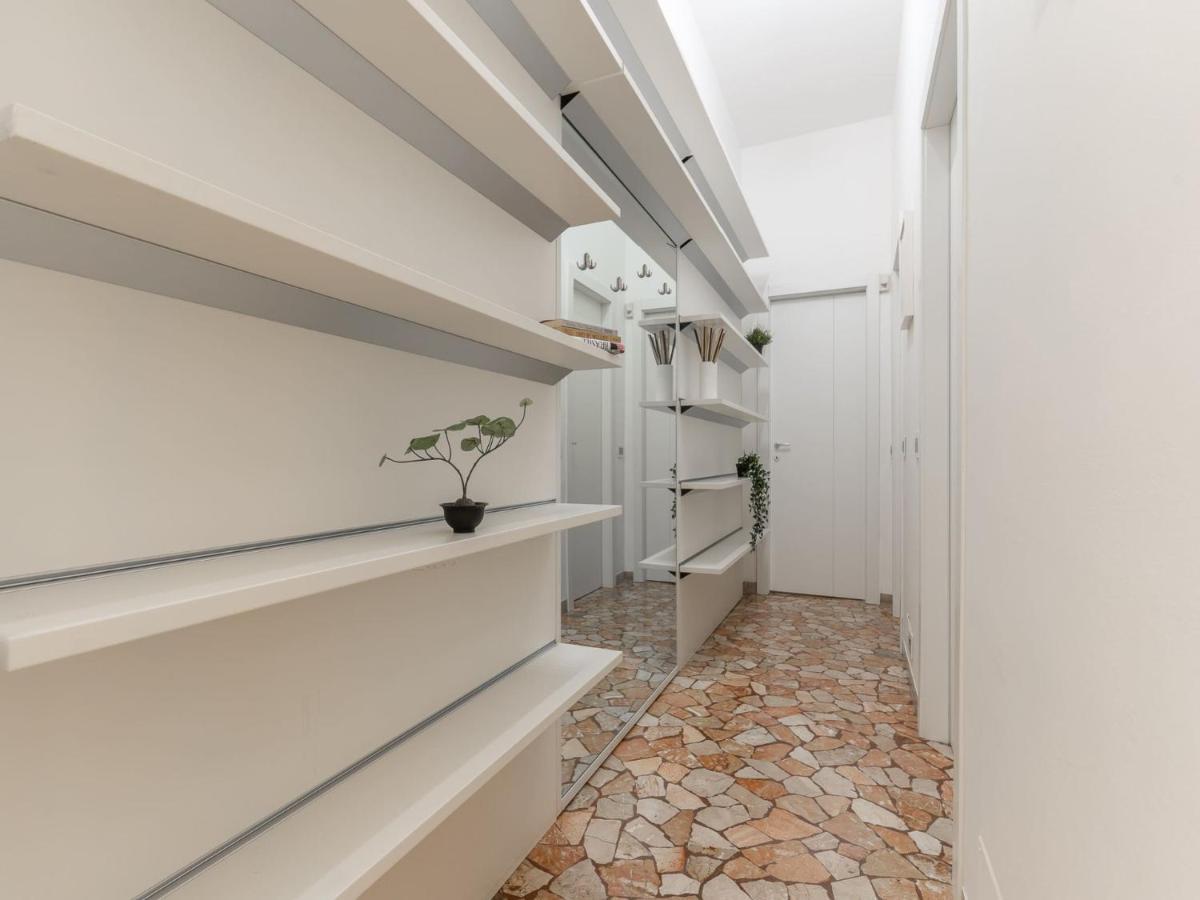 The Best Rent - Spacious Three-Bedroom Apartment In Moscova Mailand Exterior foto